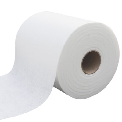 Rotolo di tessuto non tessuto in poliestere 110 g/m², 25 cm × 50 m, vista laterale con velo parzialmente srotolato